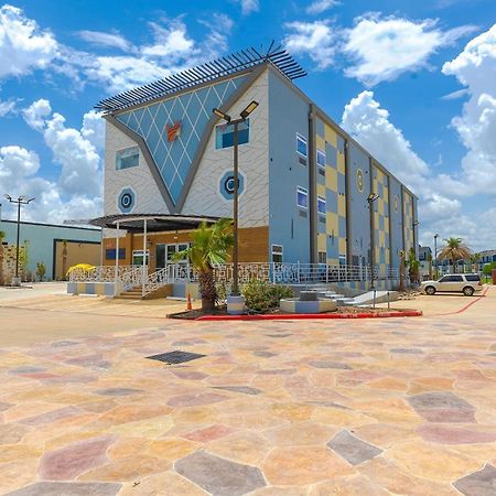 La Vyoma Villas, Westpark Hwy 6 Houston Esterno foto